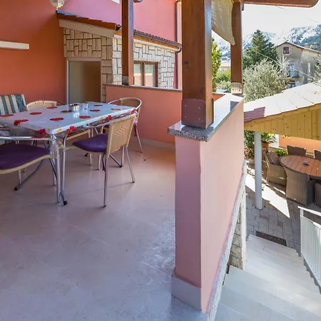 Nadica Apartman Baška